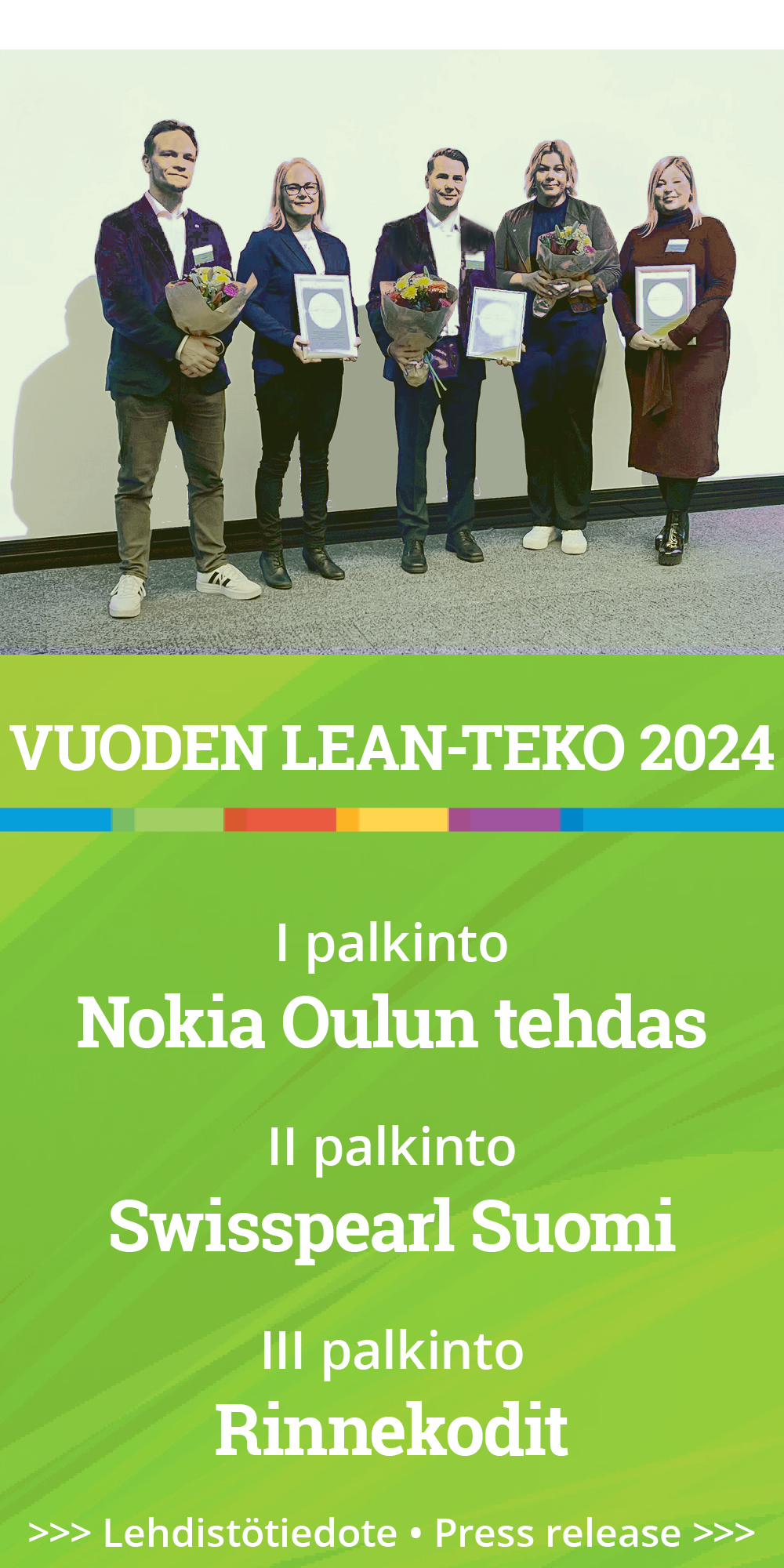 Vuoden Lean-teko 2024 -palkitut edustajat kunniakirjojen ja kukkien kanssa.
